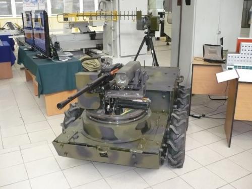 ДУМ - российский боевой робот